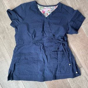 Koi scrub top medium